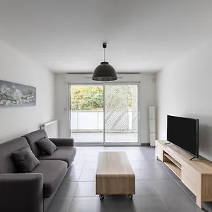  Appartement Carre Huit France